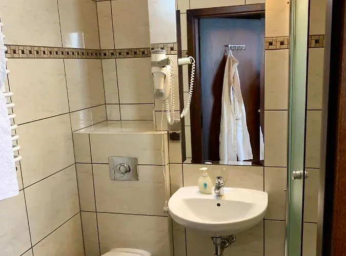 Ξενοδοχείο Nocowanie Restauracja Wenecka *