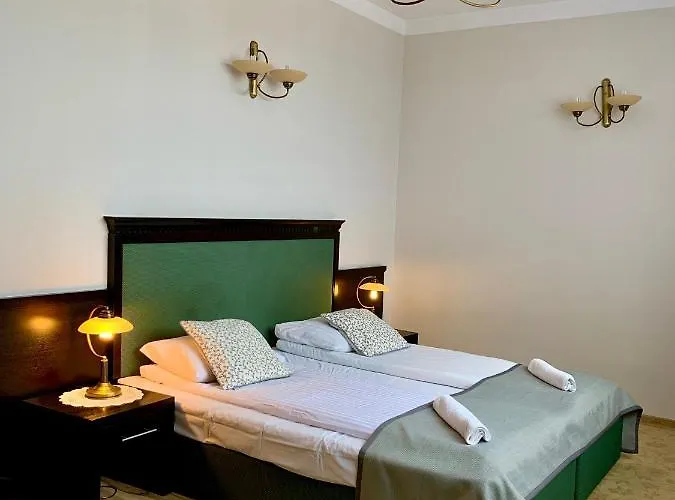 Nocowanie Restauracja Wenecka Klobuck